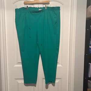 Penningtons green Women's pants